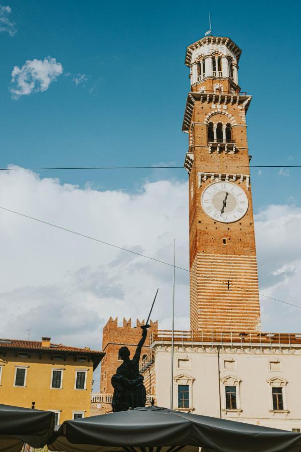 Domus Nova Palace - Italian Homing Verona Ngoại thất bức ảnh