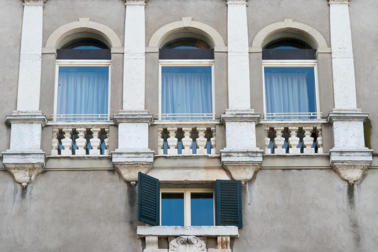 Domus Nova Palace - Italian Homing Verona Ngoại thất bức ảnh