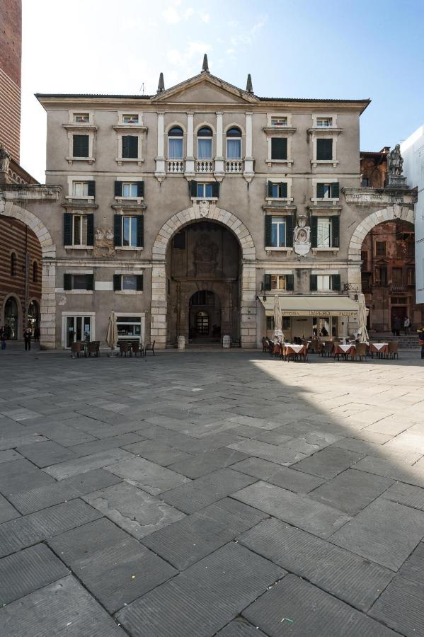 Domus Nova Palace - Italian Homing Verona Ngoại thất bức ảnh